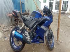 YAMAHA R15 V3